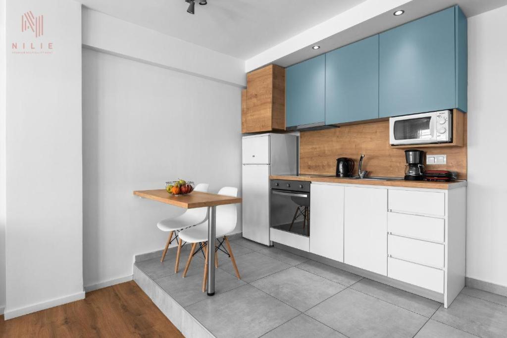 Civilian Boutique Aprts, Nilie Hospitality Mgmt Thessaloniki Buitenkant foto